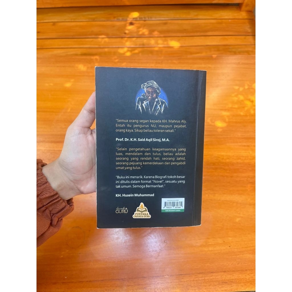 Pustaka Cahaya Guru | KH Mahrus Aly Lirboyo | Ahmad Ali Adhim