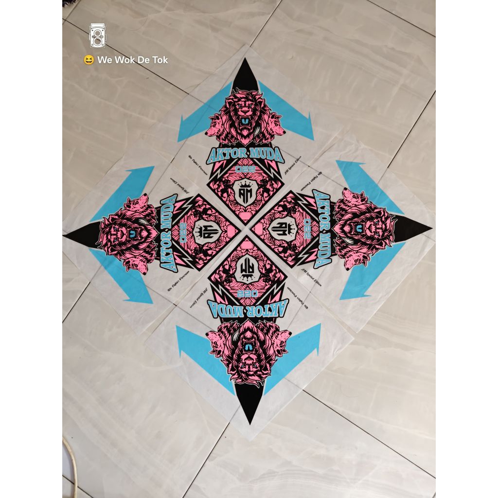 kertas layangan 3 warna Aktor muda (minim 50 lembar)