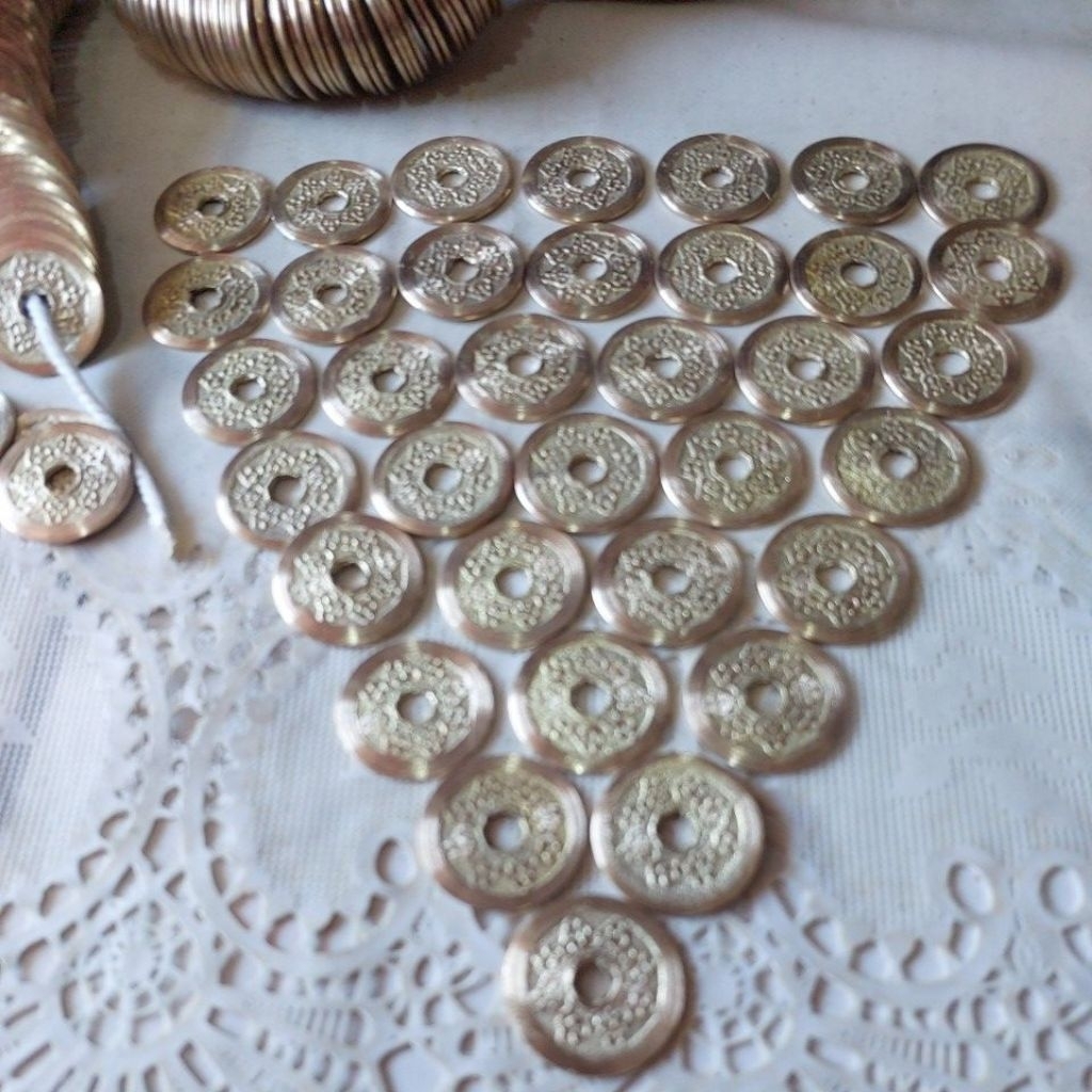 pis bolong / jinah bolong padma bahan panca datu.per keping