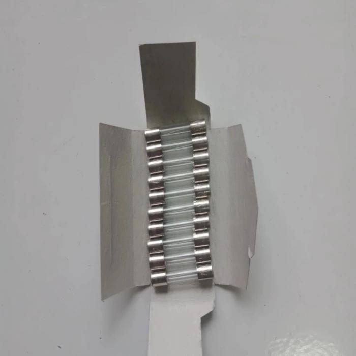 Fuse Kaca T2 2A 5x20 250V Time Delay Fuse Siba P/N.7000135 T2A 5×20