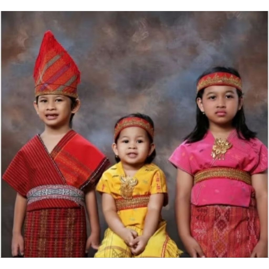 Pakaian Kostum Adat Batak Anak Perempuan Baju Adat Anak Dari Ulos Sadum Batak Toba