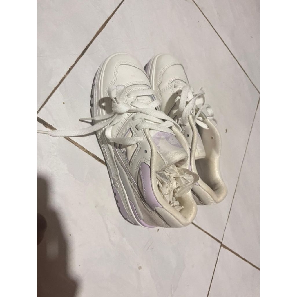 New Balance 550 Sneakers Wanita, Ori 100% Masih Baru