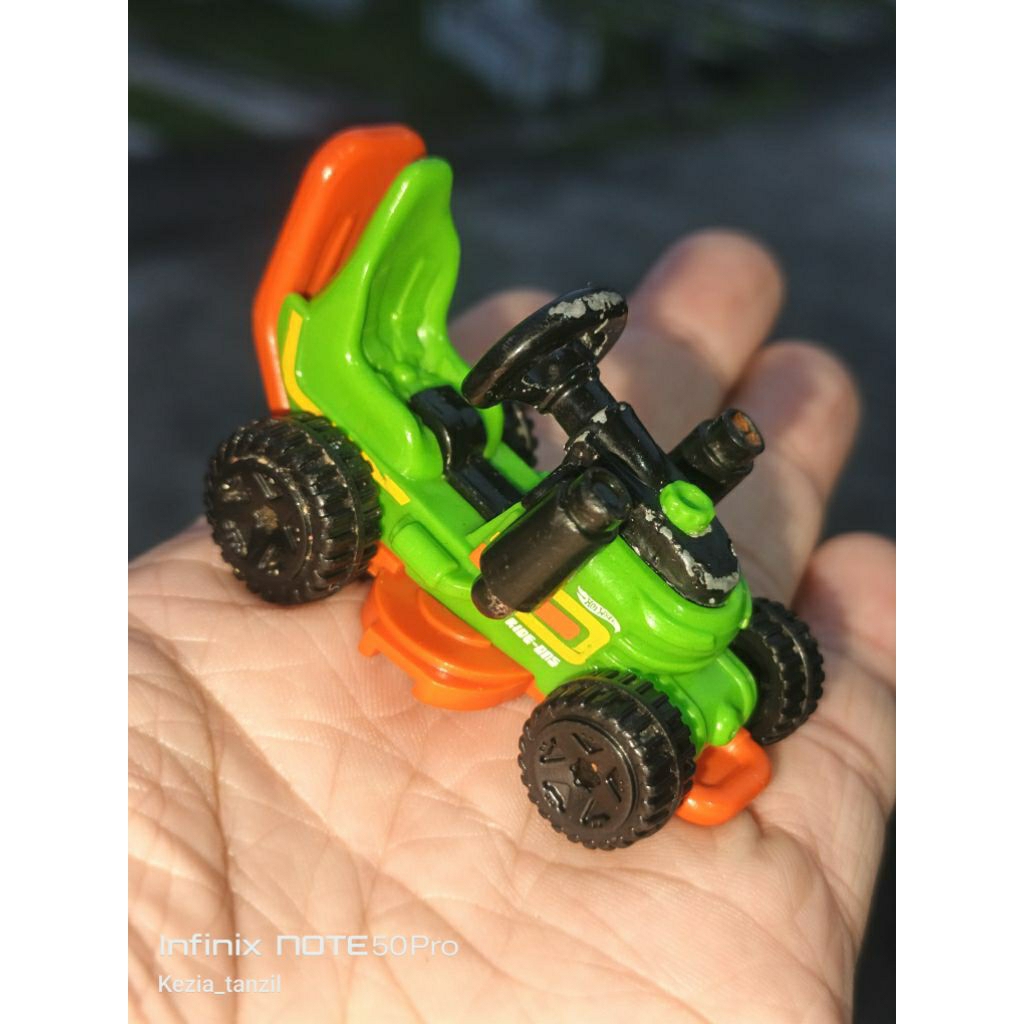 DIECAST DIE CAST JUALAN MAINAN MOBIL MOBILAN ORIGINAL BRAND ASLI HOTWHEELS HOT WHEEL WHEELS MATEL MA