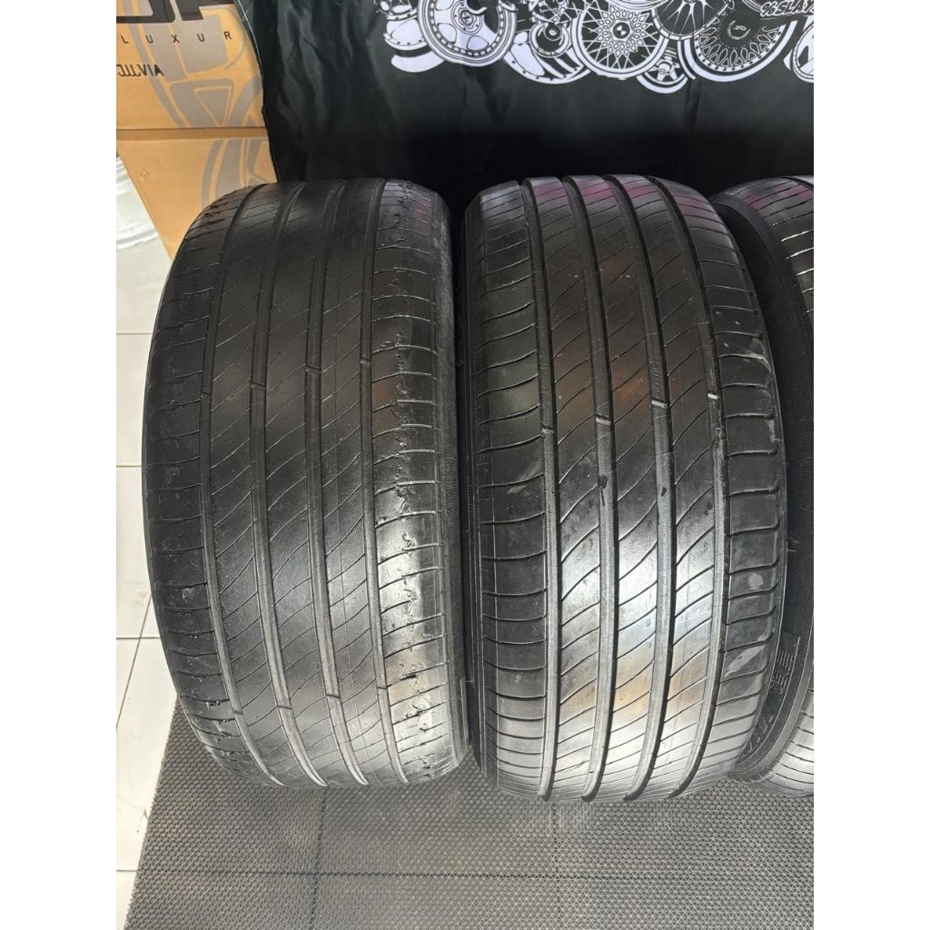 Ban seken Michelin primacy 4 235 50 R18