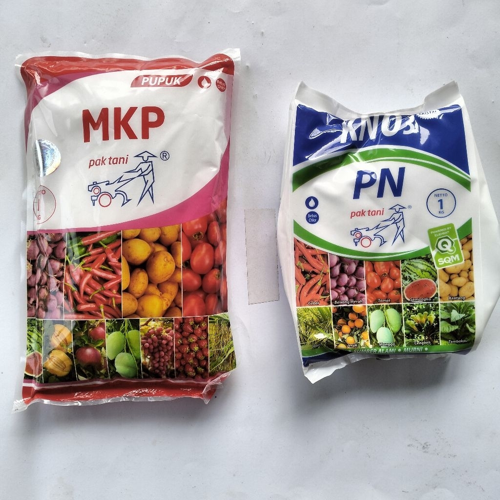Paket Pupuk Pembuahan MKP dan KNO3 Putih Pak Tani Kemasan ORI Pabrik Masing-masing 1 Kg (Per Paket M