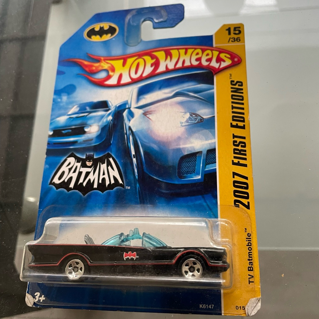 Hot Wheels TV Batmobile Batman