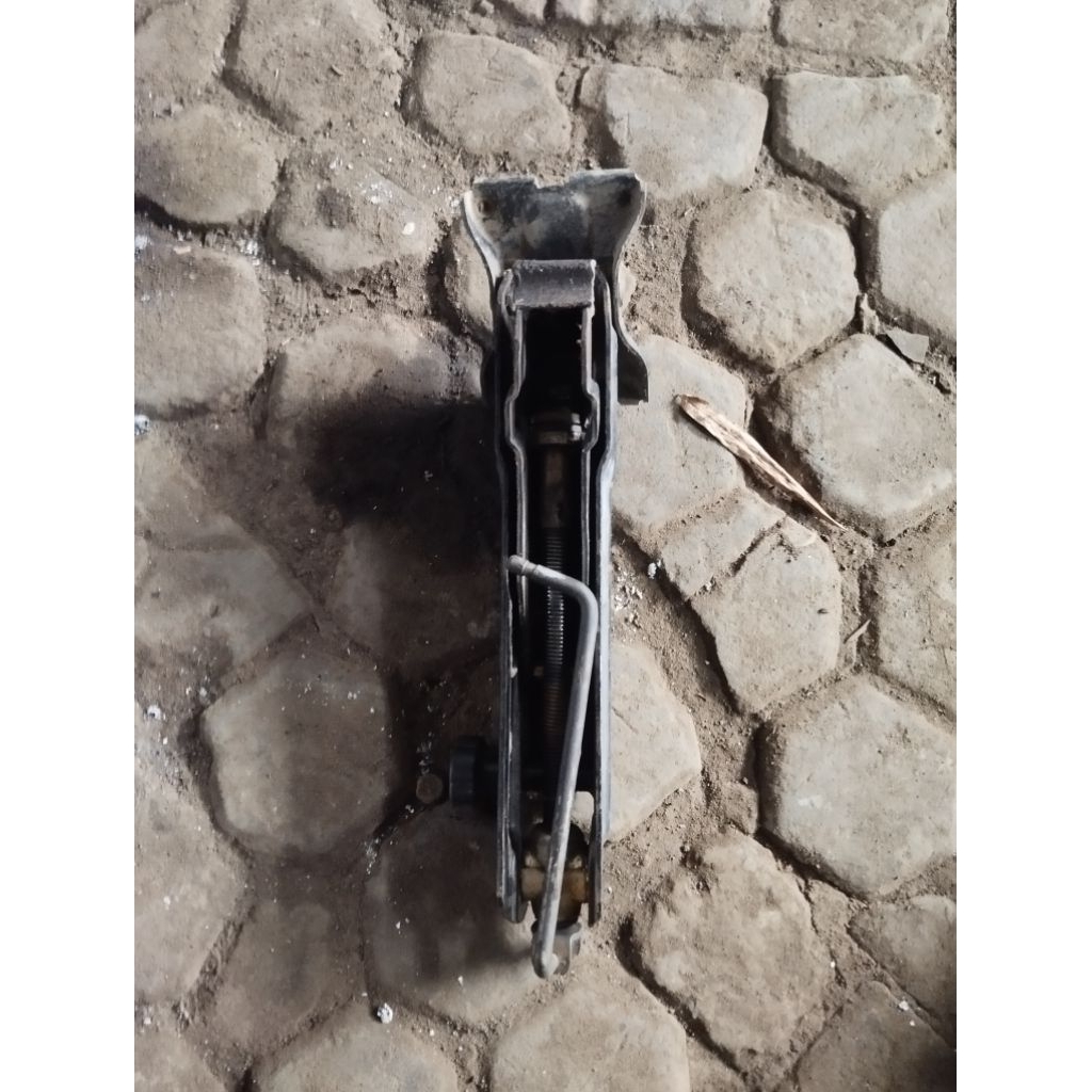 dongkrak original Volvo 940 GL