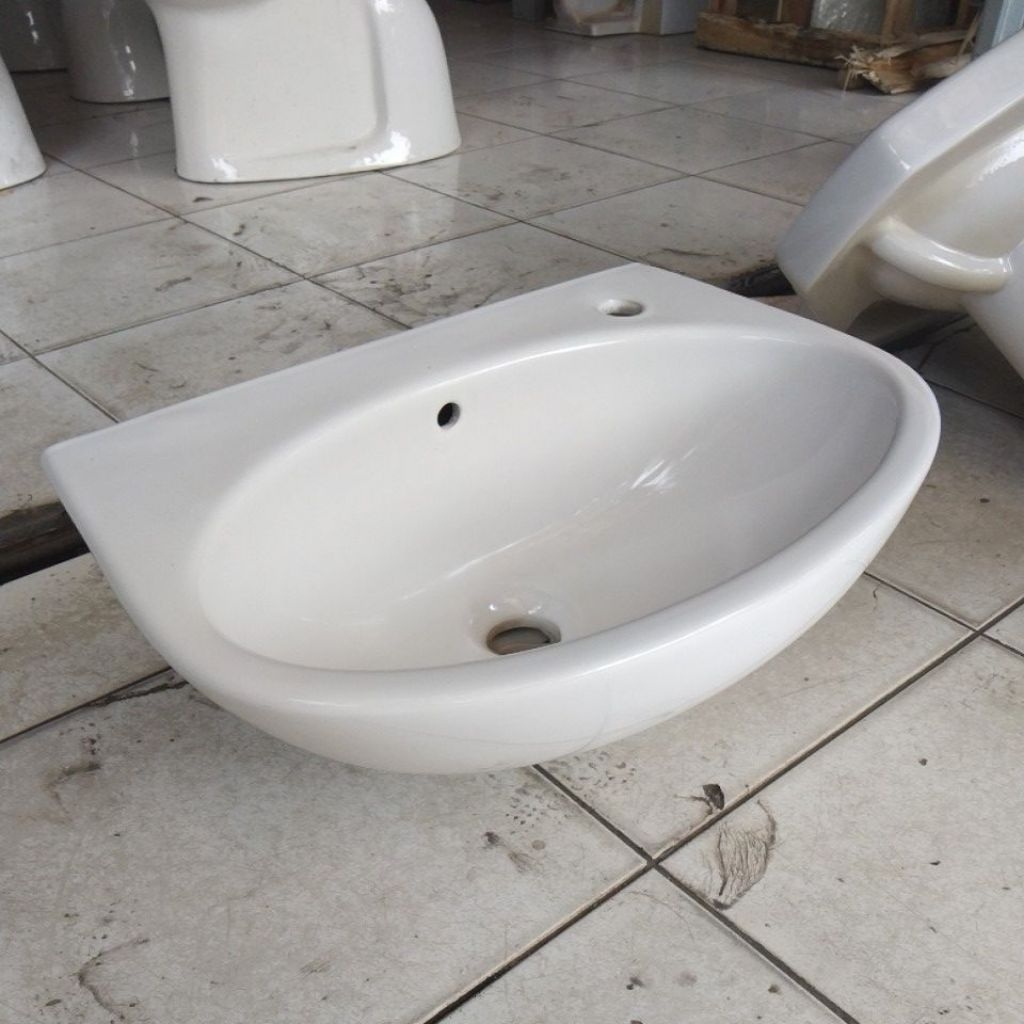 Wastafel cuci tangan TOTO LW 246 J Body Only wastafel toto ukuran kecil warna putih( second)