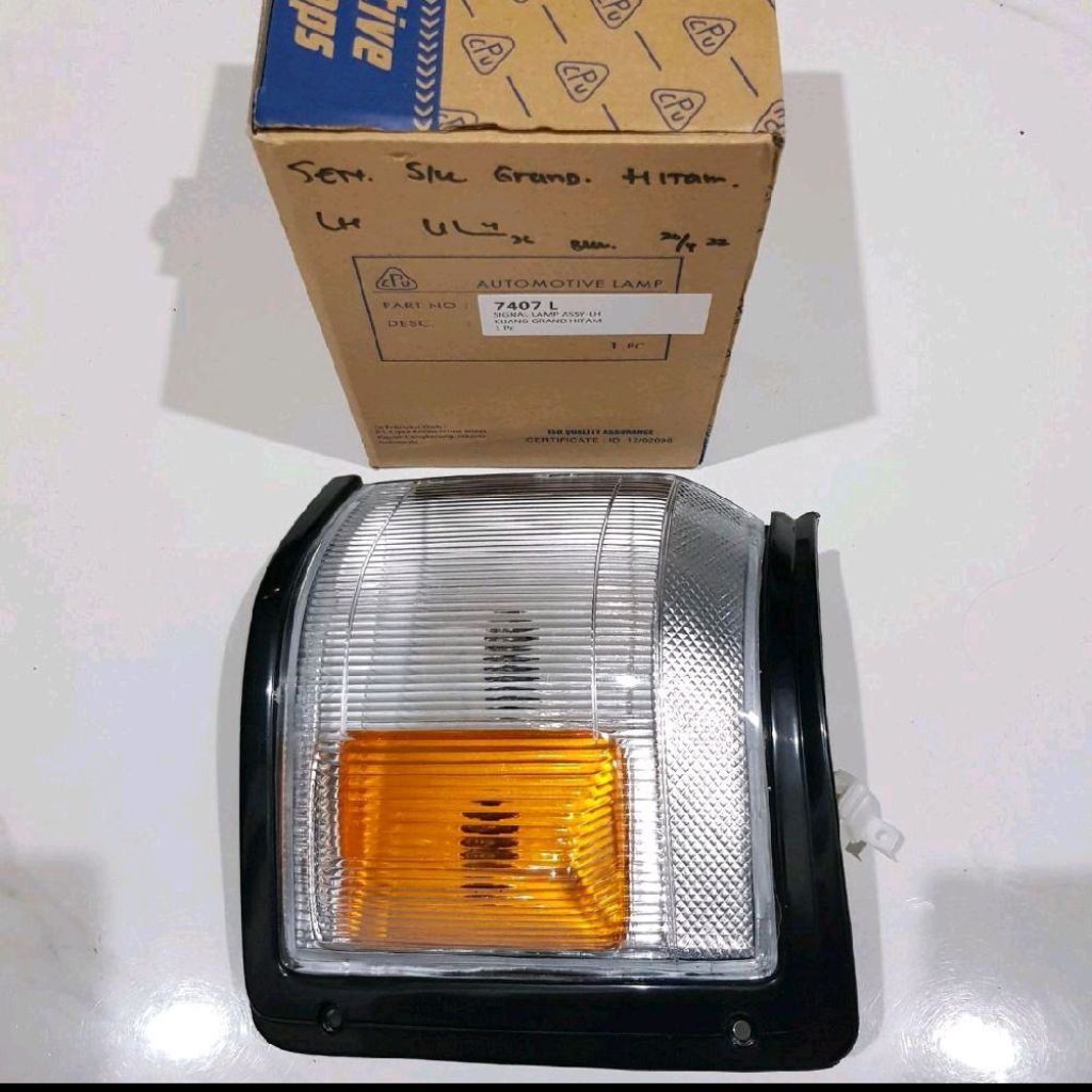 Rumah Lampu Sein / Lampu Sen Depan Kijang Grand / Kijang Grand Extra / Kijang 5K Kiri (L/H) List Hit