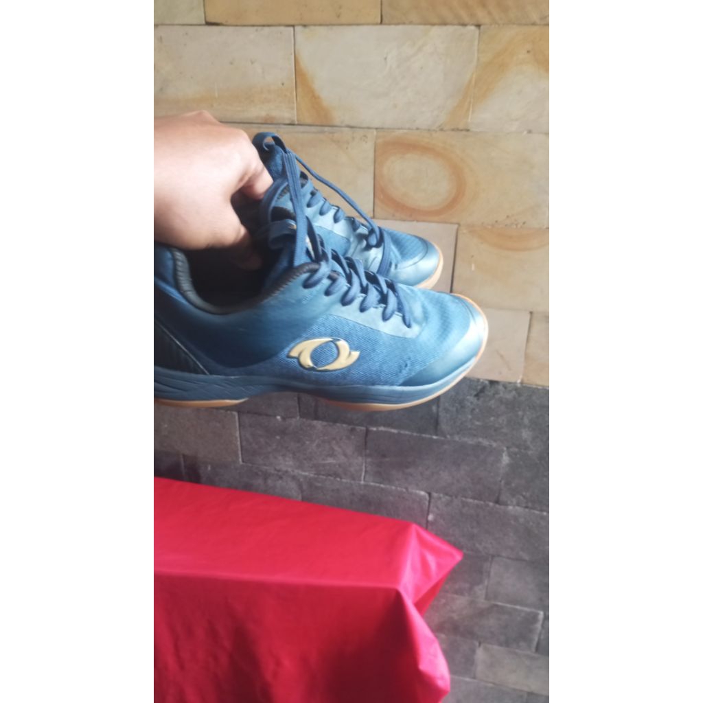 SEPATU BULUTANGKIS ASTEC