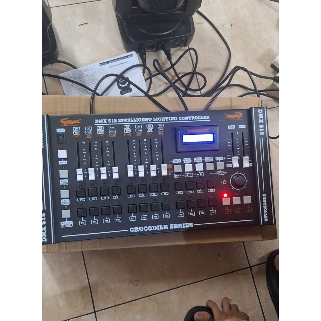 Mixer Ligting CROCODILE Controller DMX 512/Mixer Parled DMX 512