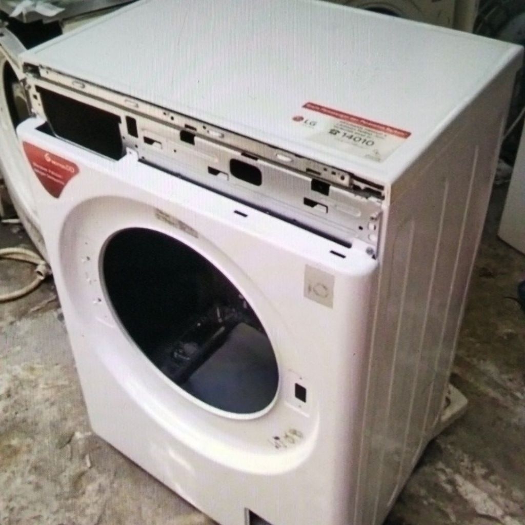 Bodi mesin cuci LG taskrin front loading 7kg