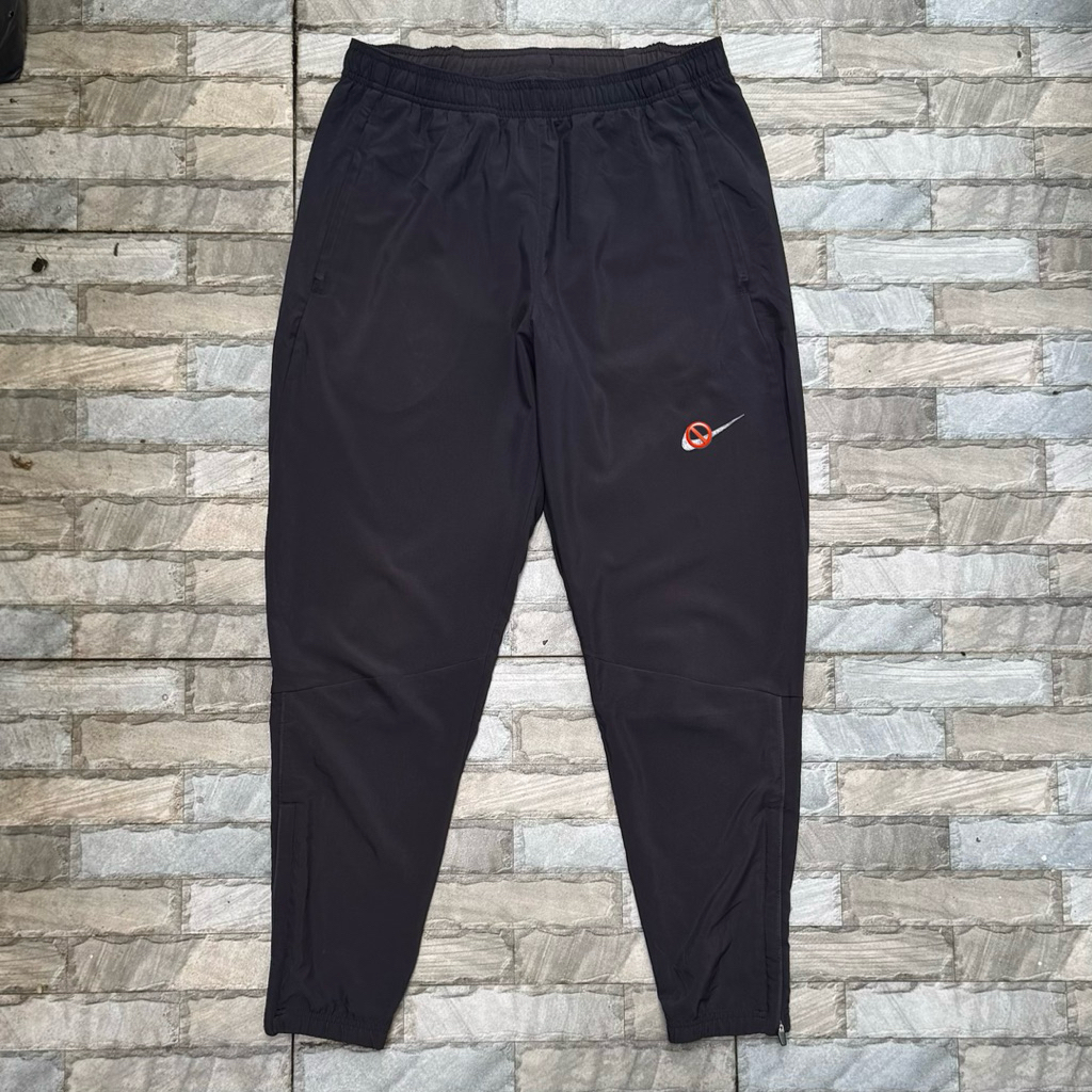 celana panjang trackpants olahraga running gym sepak bola NK hitam hk1