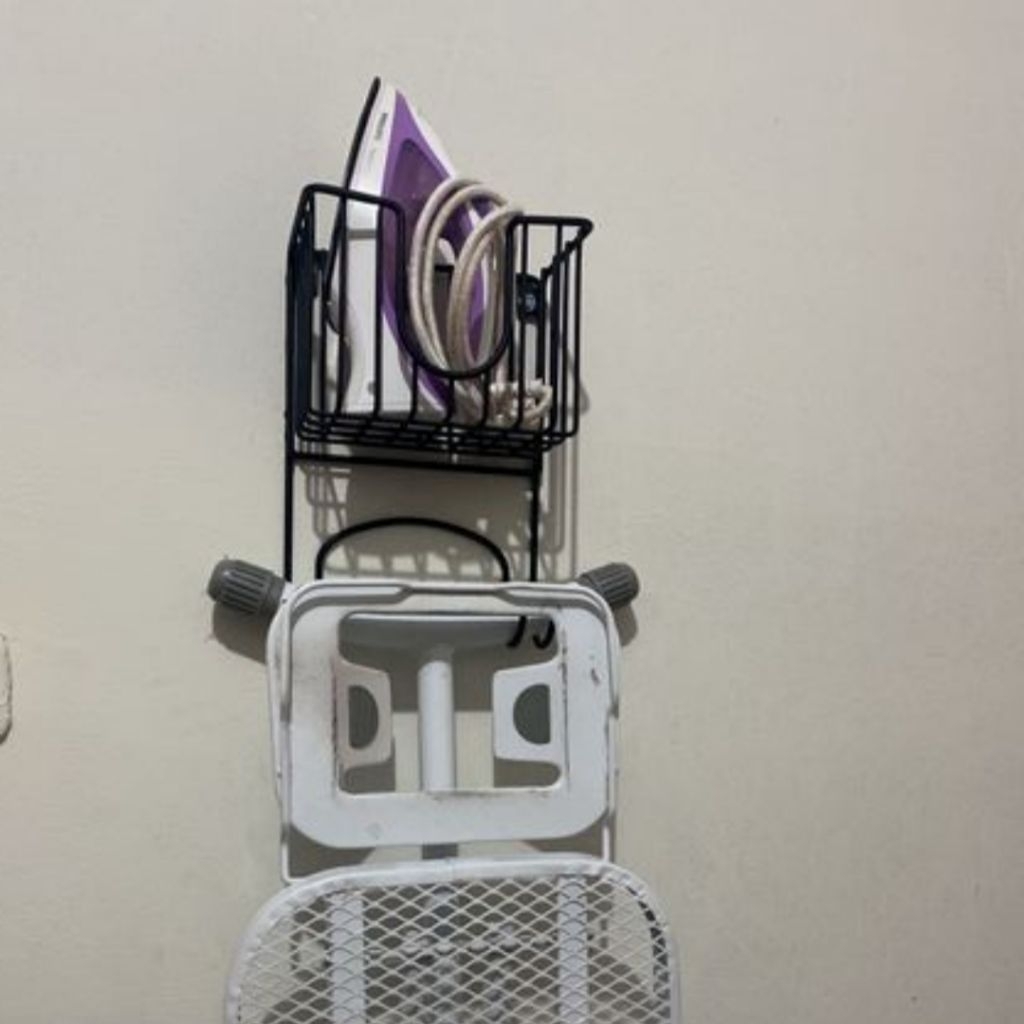 Brabantia Rak gantung Setrika Gosokan 2 In 1 wall mount ironing board