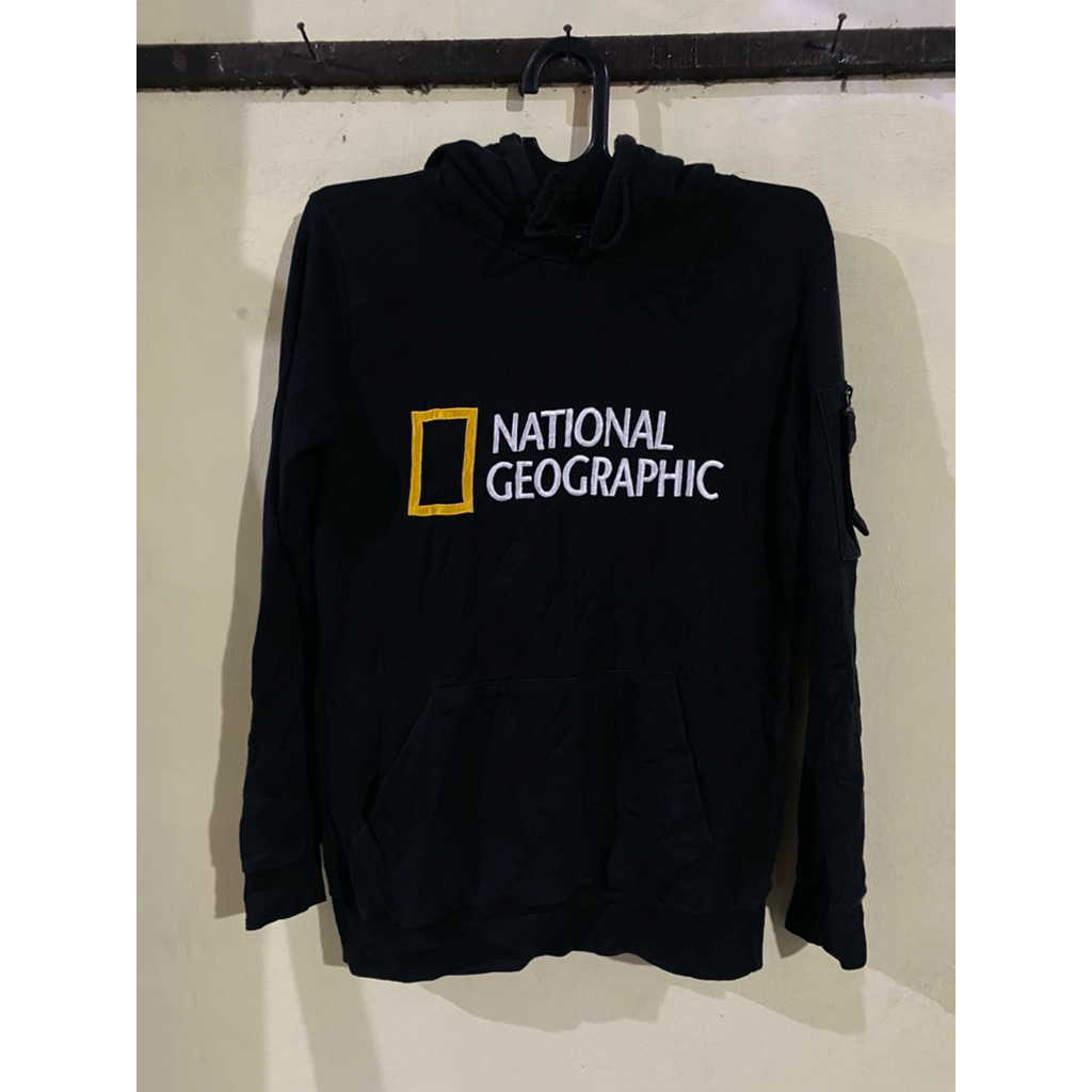 hoodie national geographic big logo