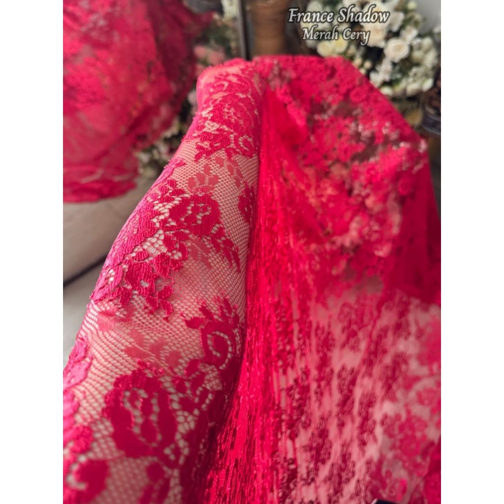 Kain brokat kebaya jumbo prancis metalic glossy premium