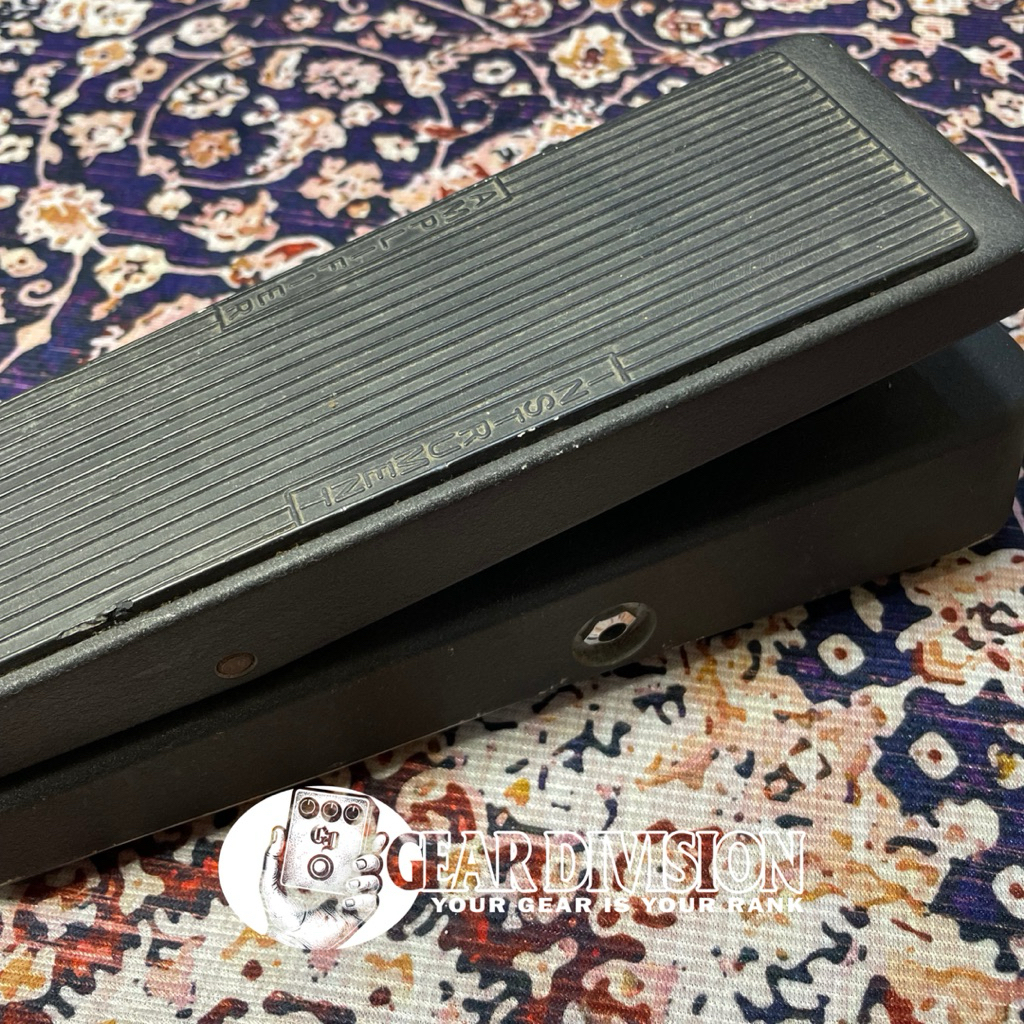 Dunlop Cry Baby wah