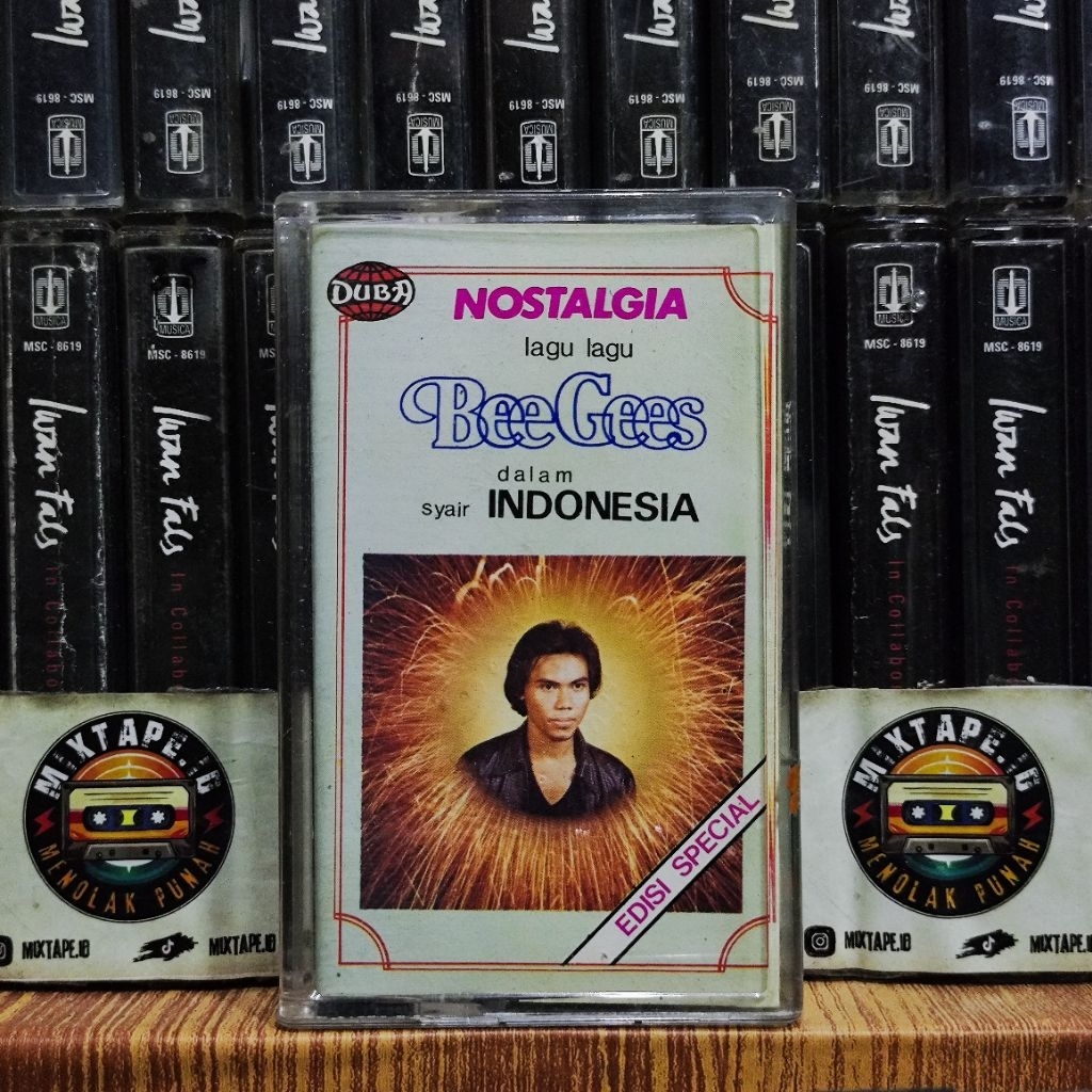 Kaset - Bee Gees Dalam Syair Indonesia - Nostalgia Lagu Lagu - Radio Tape - Kaset Pita - Radio - Pem