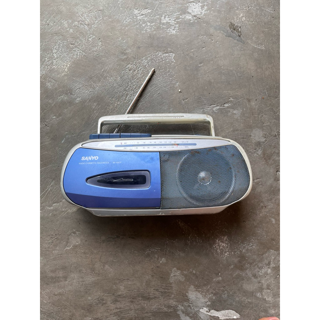 RADIO TAPE SANYO OFF/MATI / RADIO DISPLAY PROPERTI / RADIO UNIK/ RADIO RETRO