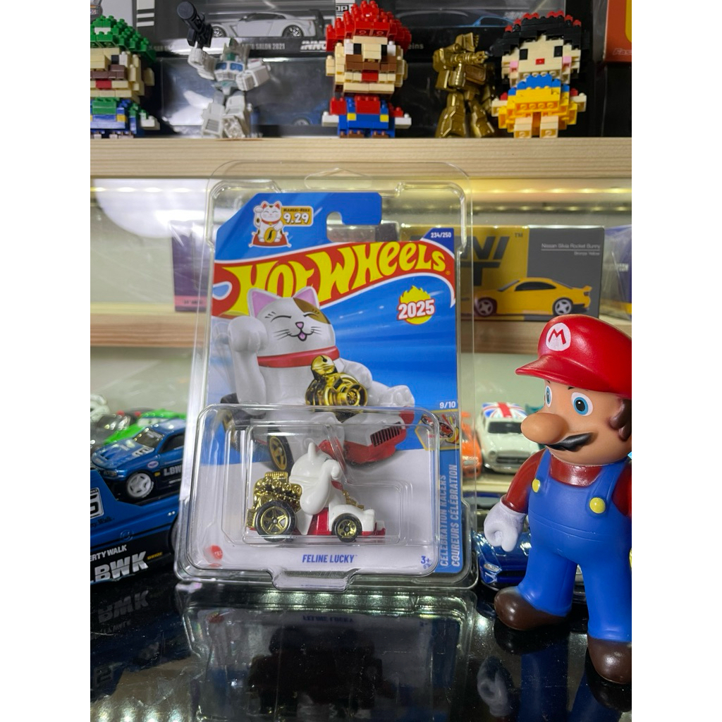 HOTWHEELS FELINE LUCKY