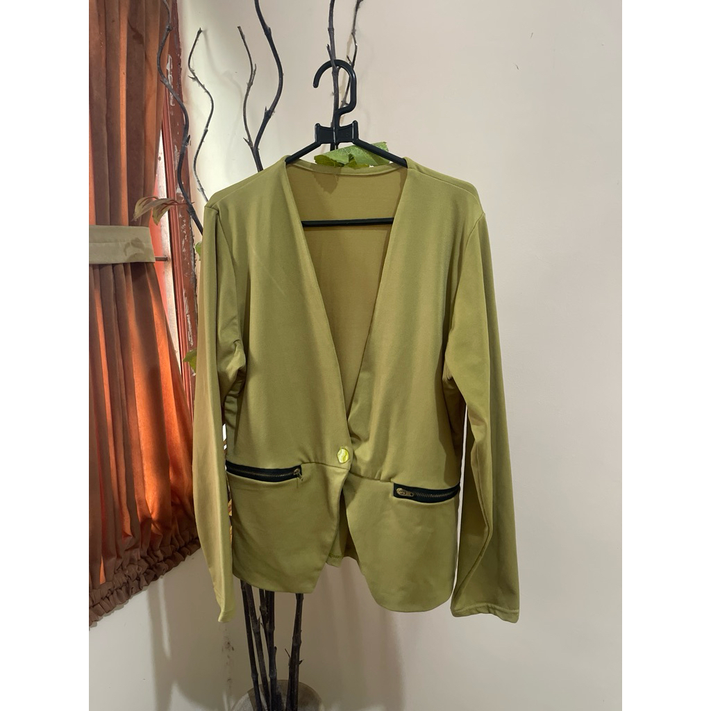 PRELOVED BLAZER HIJAU SEMU