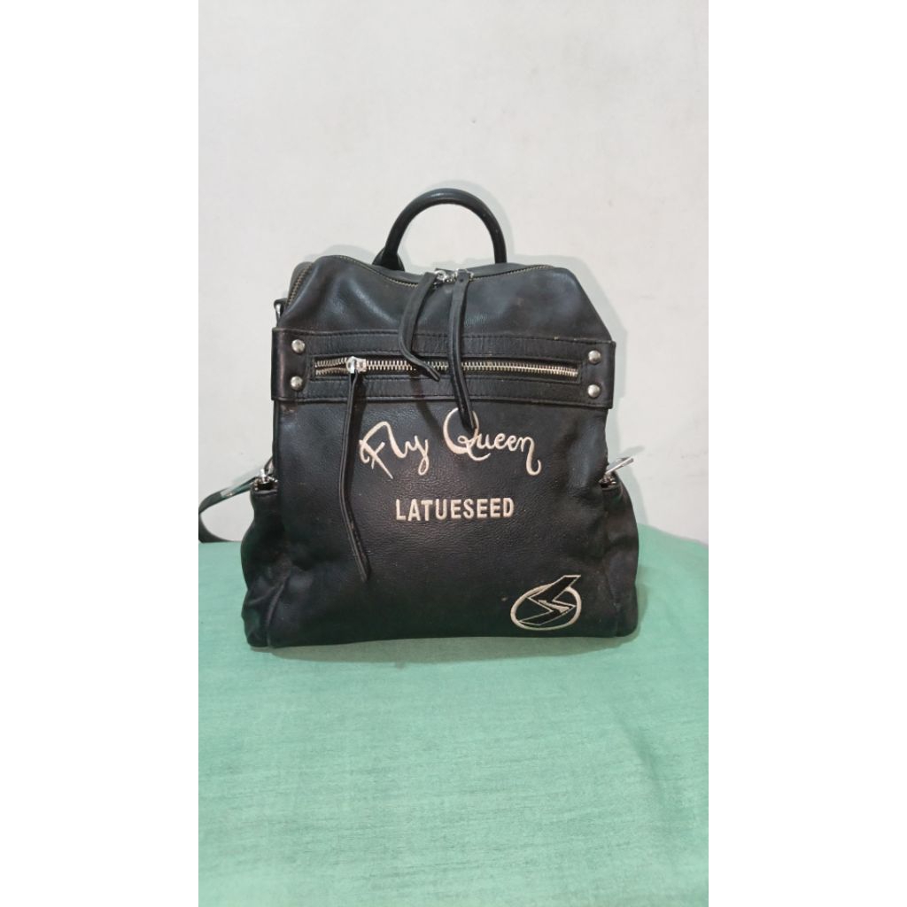 Latueseed Ransel Kulas Backpack Leather Selempang PL.Seken. No Retur.