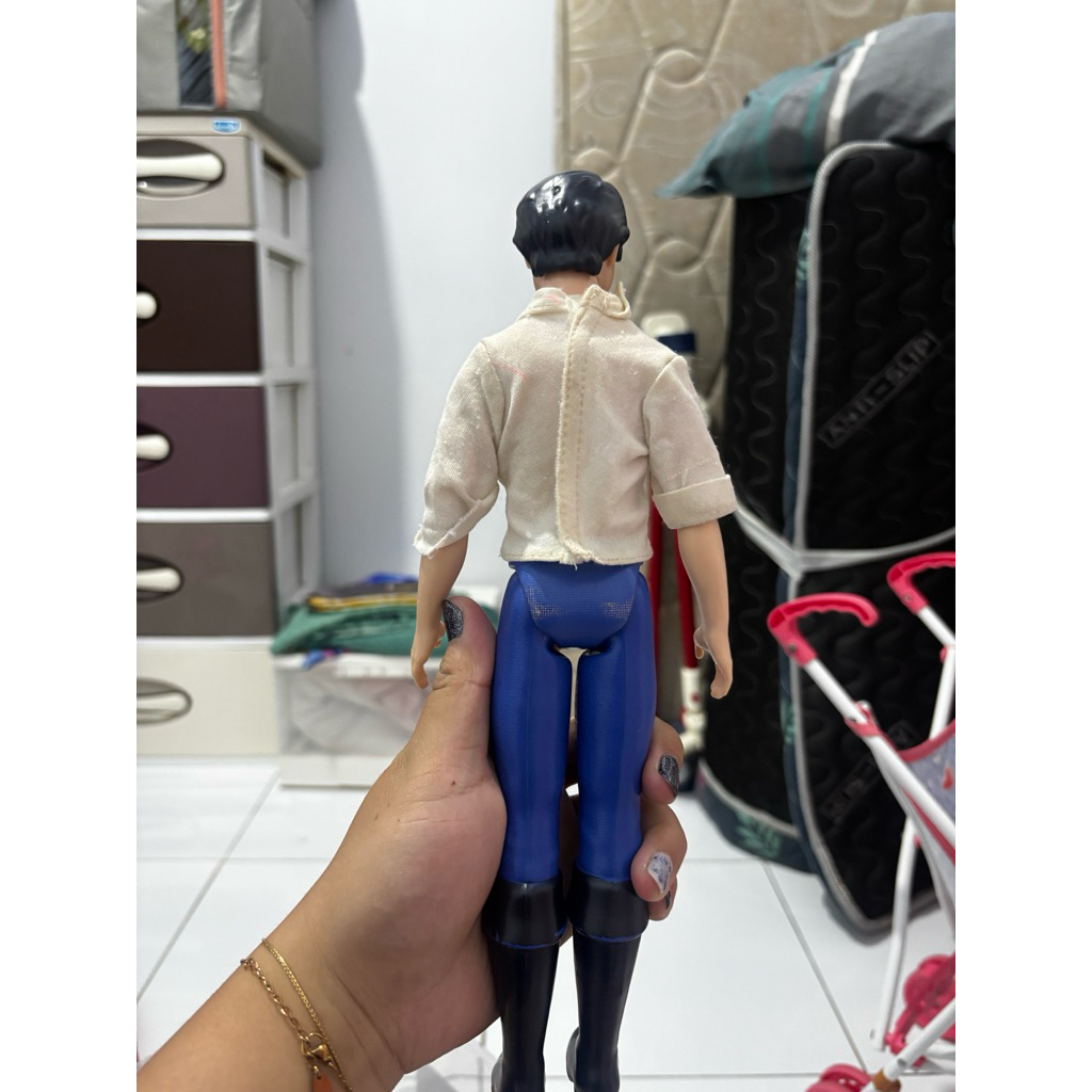 DIJUAL PRELOVED BARBIE PANGERAN KEN