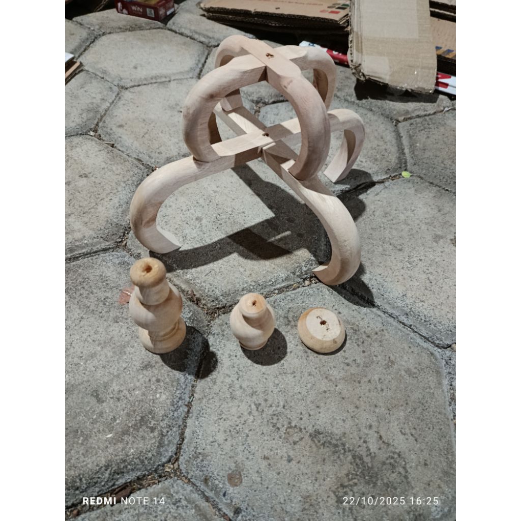 mahkota kayu sangkar murai