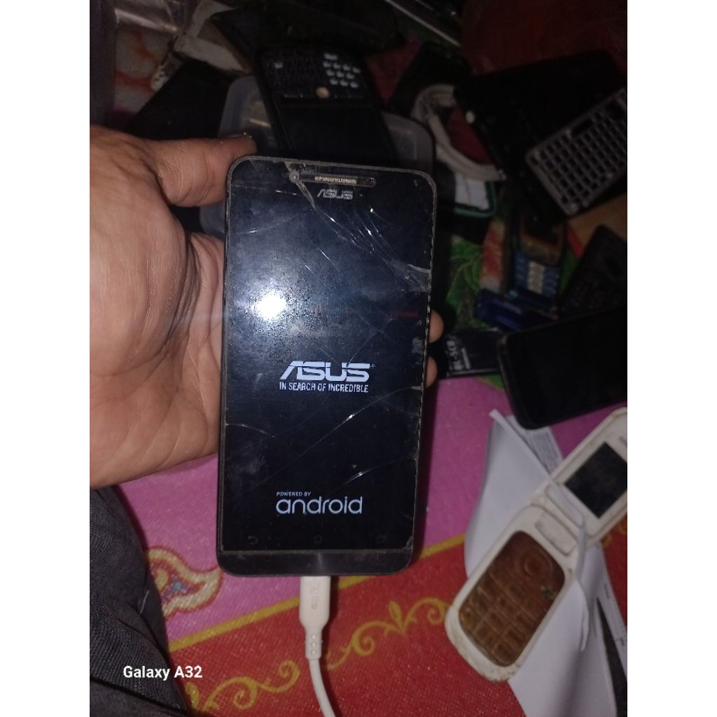 Asus z00vd dan Asus x009DA minusan