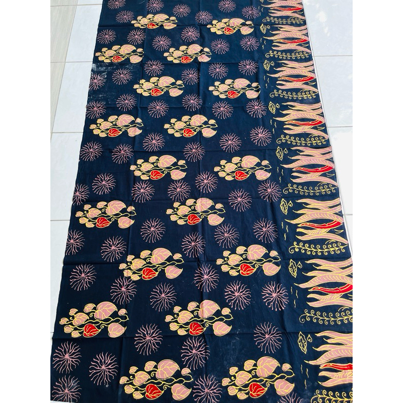 Kain Batik Tulis Asli 100% Original Premium Kain batik Tulis Madura Asli 100% Original Premium Meter