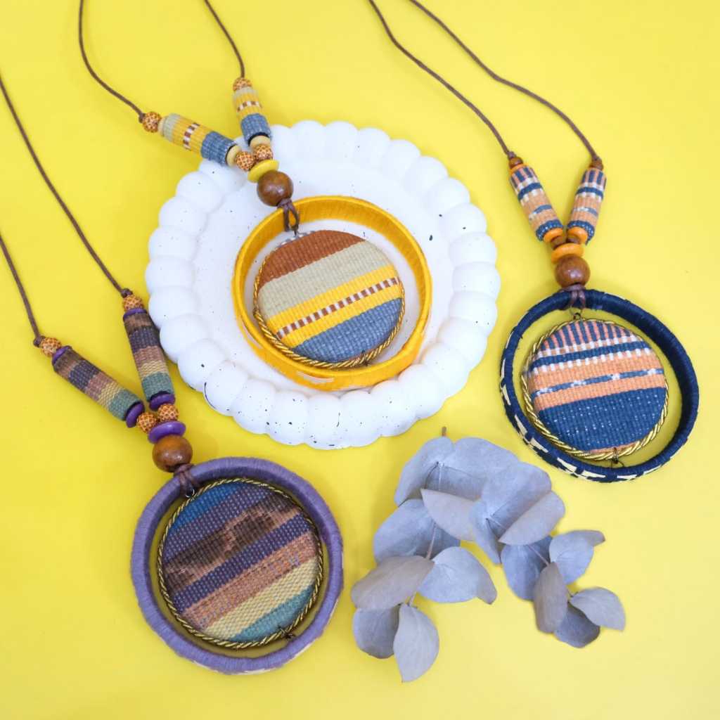 JB Ethnic - Kalung Tenun Ikat NTT mix Gelang Khas Sikka