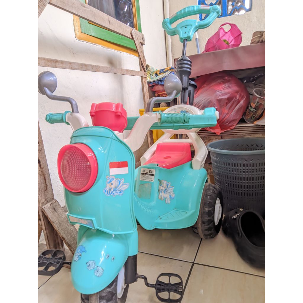 sepeda vespa anak
