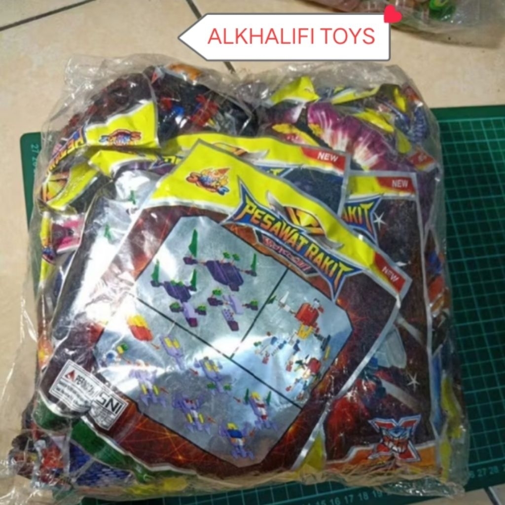 mainan santo bongkar pasang robot gundam 1 pak isi 20 pcs