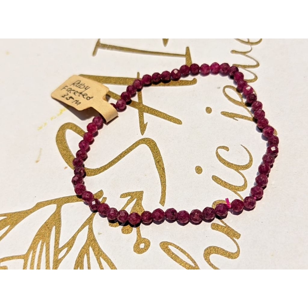 gelang batu alam Ruby faceted