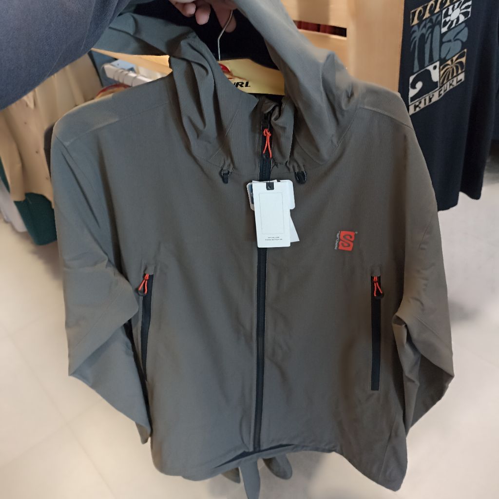 Jaket Rip Curl Original Anti Series Search Spray Windbreaker