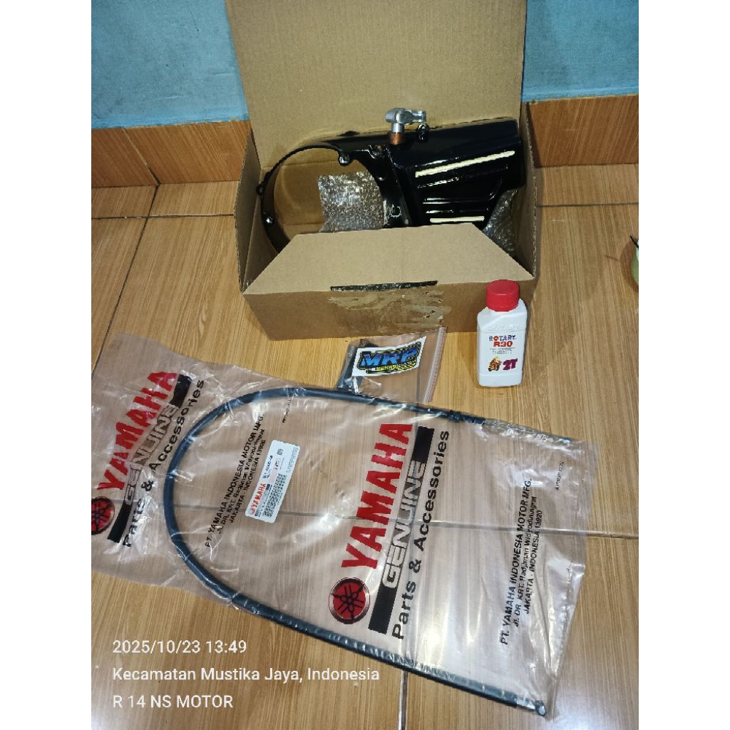 CUSTOM KOPLING STUT KIRI RX KING MASTER, MRP BAHAN CKD STRIPING PUTIH GLOSY