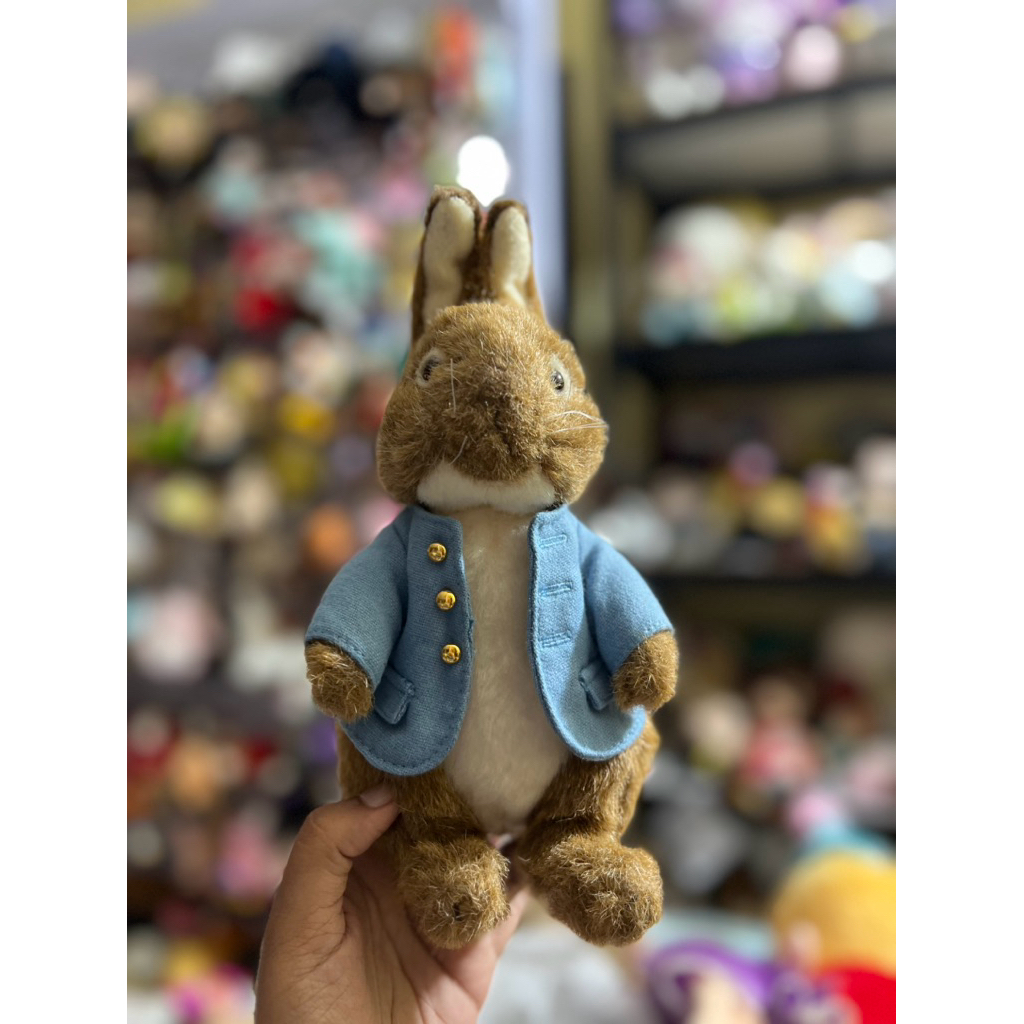 boneka peter rabbit