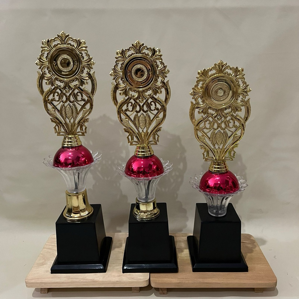 Trophy Piala Akrilik Body Teratai Bening