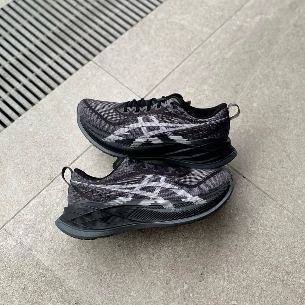 Asics Superblast 2 Black