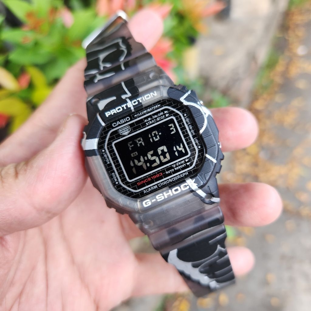 Casio G-shock DW-5000SS-1DR DW5000 Original