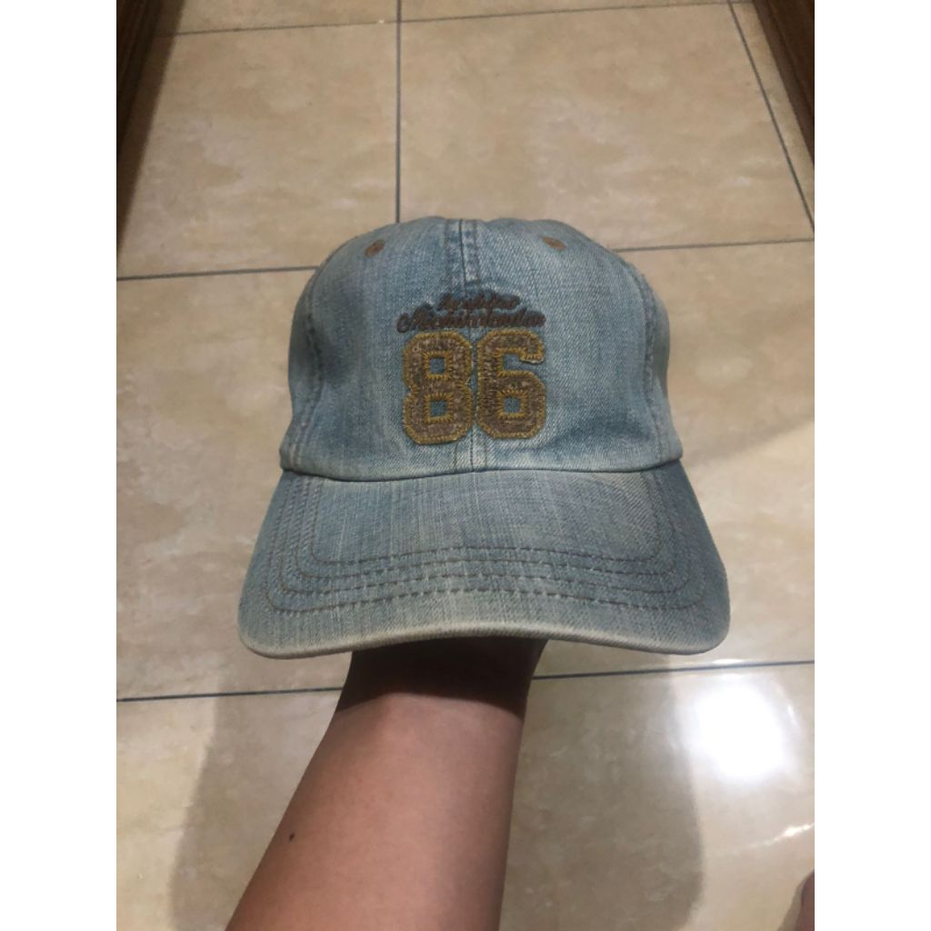 Topi Denim Michiko London 86