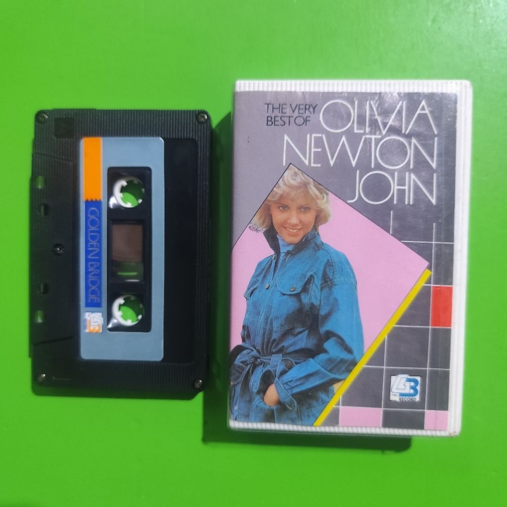 Kaset OLIVIA NEWTON-JOHN The Very Best Of