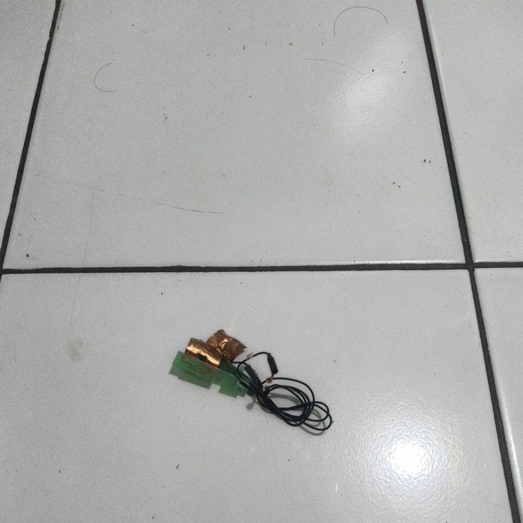 Axioo Pico kabel antena wifi