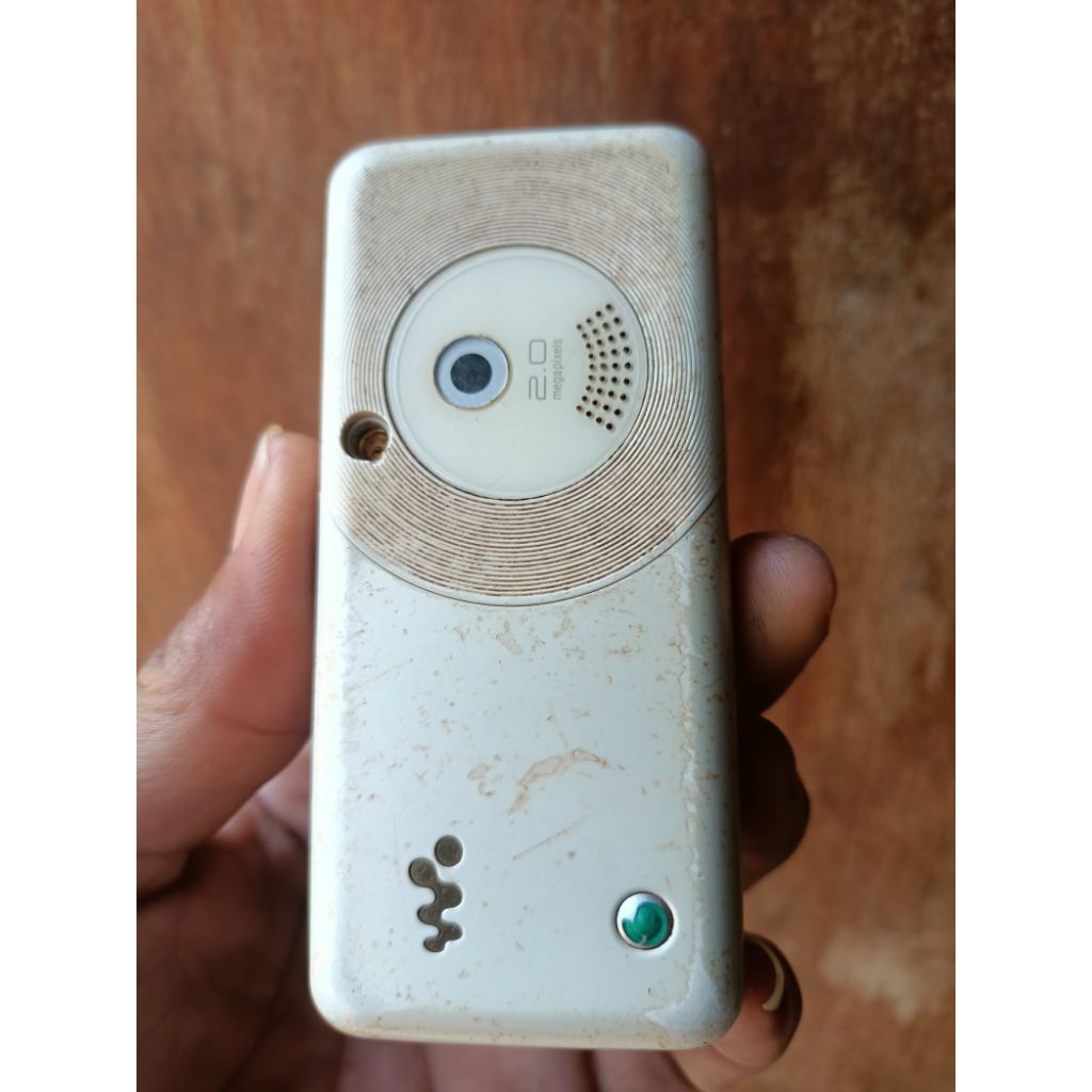 Sony Ericsson W660i