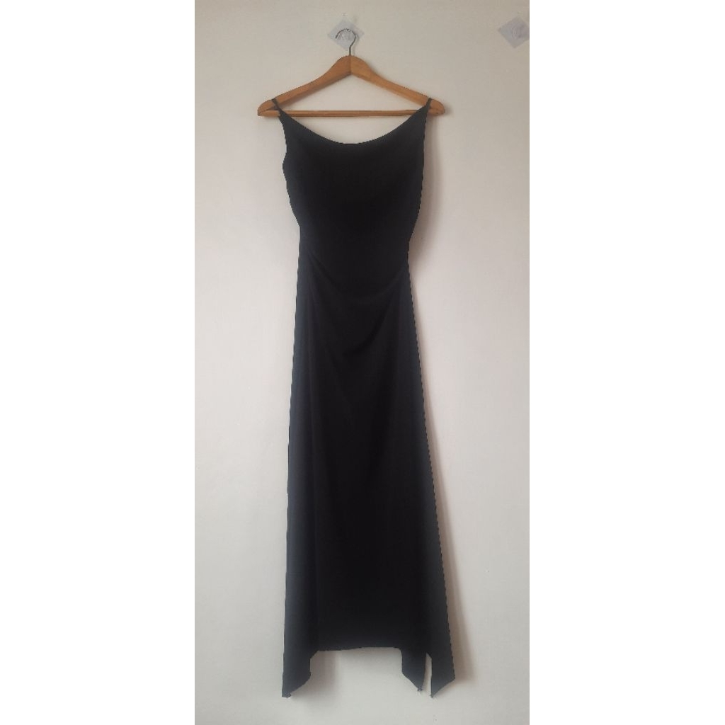 midi dress / long dress hitam press body