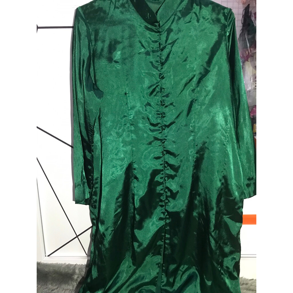 preloved kebaya silk hijau emerald