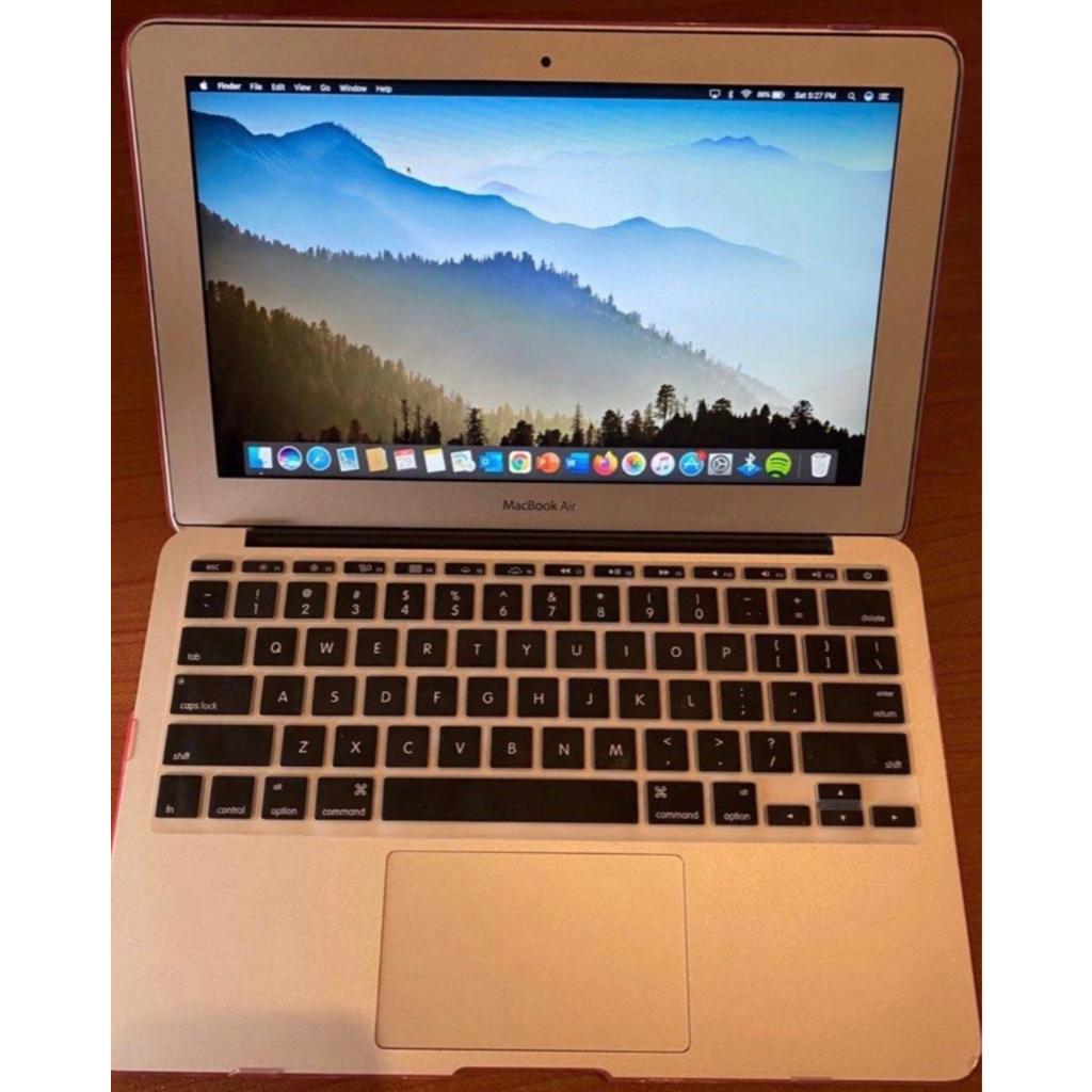 MACBOOK AIR 11 Inch 2011