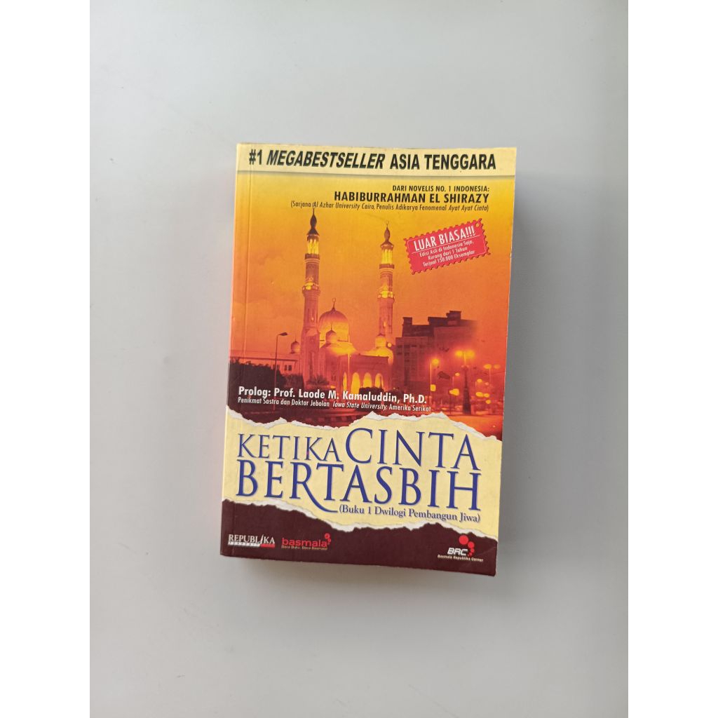 NOVEL KETIKA CINTA BERTASBIH BUKU ORIGINAL