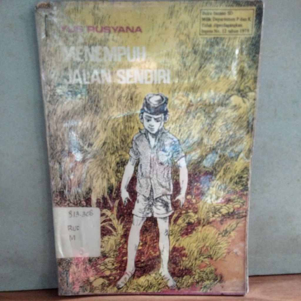 MENEMPUH JALAN SENDIRI.
