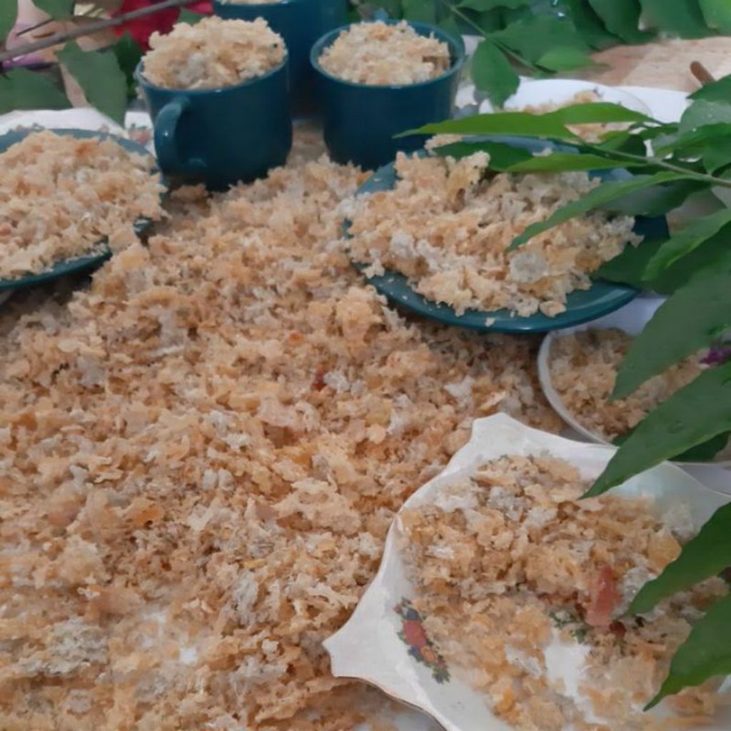 sarang burung Sriti hancuran bersih siap masak, walet dan Sriti sama saja satu jenis